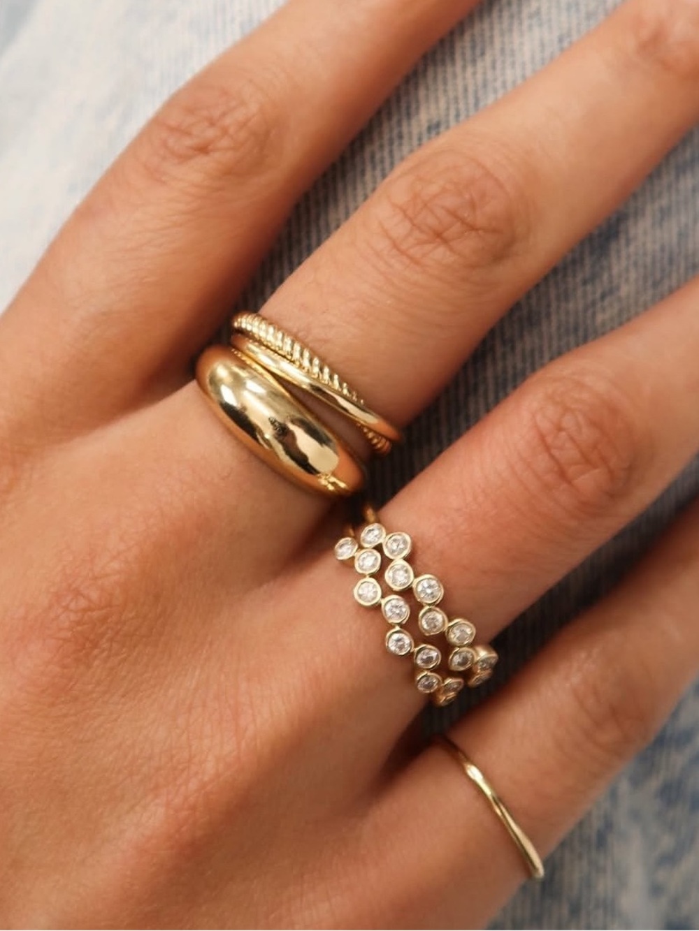 Mejuri | Ring | Mejuri Thin Dome Ring | 14k Yellow Gold - Picture 6 of 12